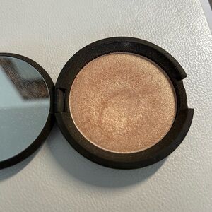Becca Shimmering Skin Perfector in Champagne Pop
